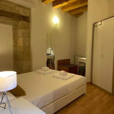 Homyat Melendez I, Centro Historico Apartment Salamanca